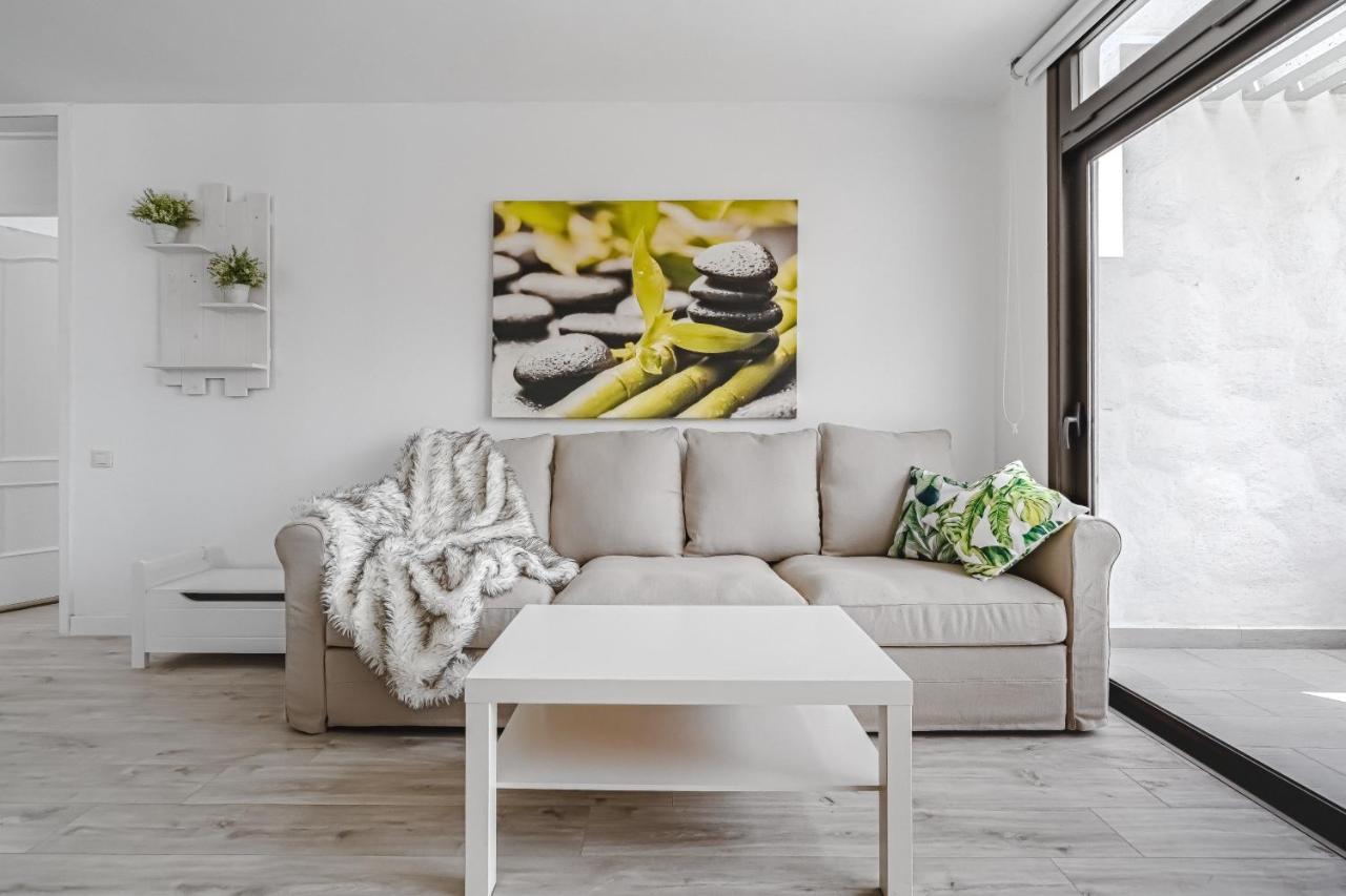 Cozy Apartments - 150 Meters From The Beach, Free Wi-Fi Playa de las Americas  Esterno foto
